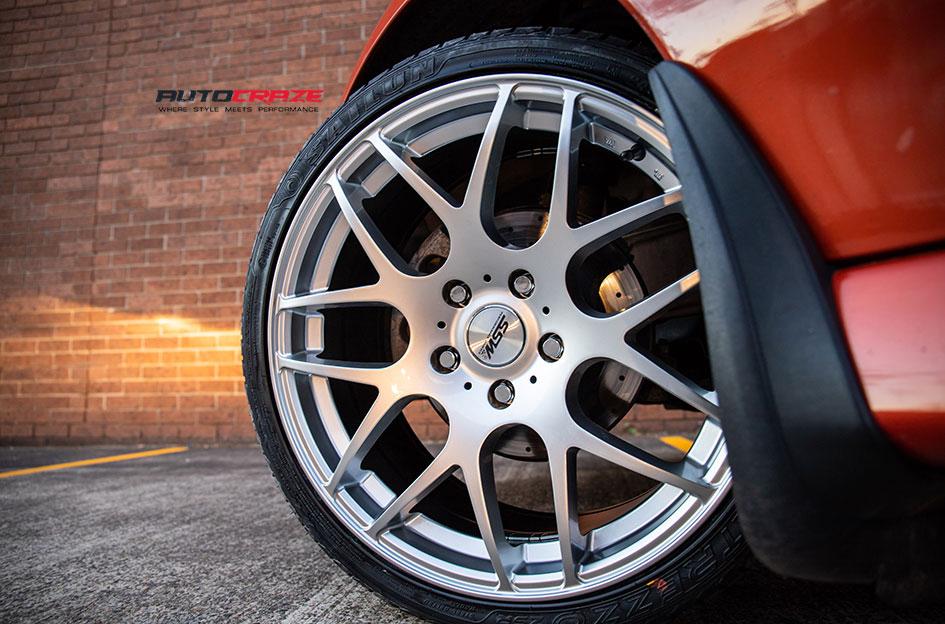 HOLDEN-COMMODORE-M-SPEC-HYPER-SILVER